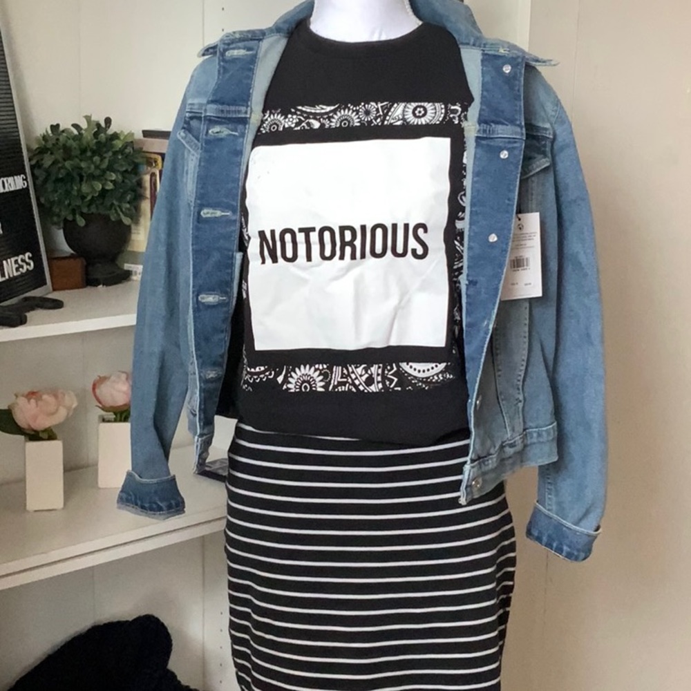 Black/White Notorious TEE 👽